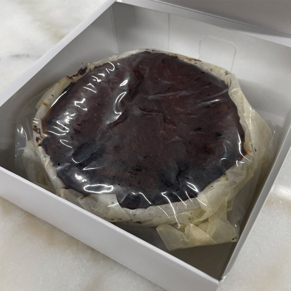 ヴィーガン抹茶バスクチーズケーキ